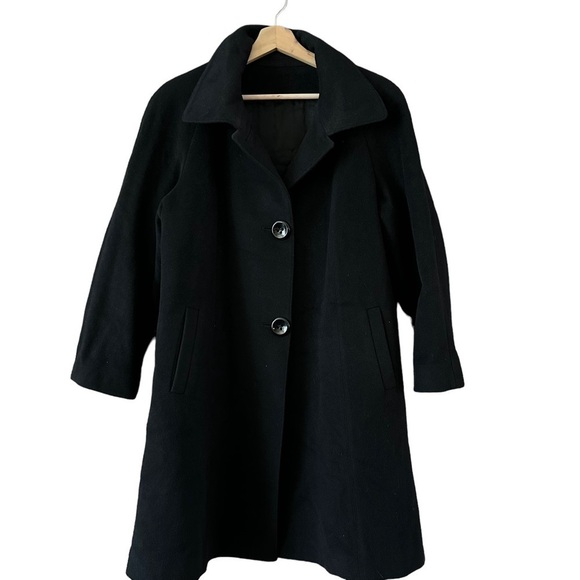 ❄️🎉Host Pick❄️🎉 Vintage Wool/Cashmere/Angora Italian Fabric Coat - Picture 14 of 15